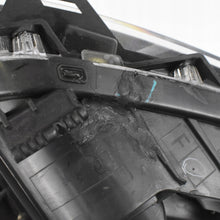 Laden Sie das Bild in den Galerie-Viewer, Frontscheinwerfer Hyundai Bayon Bc3 92207-Q0710 Vorderseite Headlight SCH4173445637nd