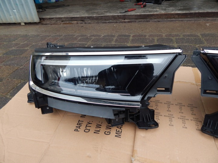 Frontscheinwerfer Opel Mokka 9834008280 9834007980 Full LED Ein Satz Headlight SCH7313880263zn