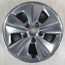 Laden Sie das Bild in den Galerie-Viewer, 1x Alufelge 15 Zoll 6.0&quot; 5x114.3 45ET 4FA1A Nissan Leaf Ze0 Ze1 Pulsar Rim Wheel