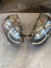 Laden Sie das Bild in den Galerie-Viewer, Frontscheinwerfer Renault Clio IV 260102796R 260601850R Rechts oder Links SCH1127119374fr