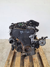 Laden Sie das Bild in den Galerie-Viewer, Motor Audi A4 B8 CJC 2.0 TDI Diesel Engine Unkomplett