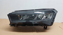 Laden Sie das Bild in den Galerie-Viewer, Frontscheinwerfer Skoda Enyaq 5LB941015F Full LED Links Scheinwerfer Headlight