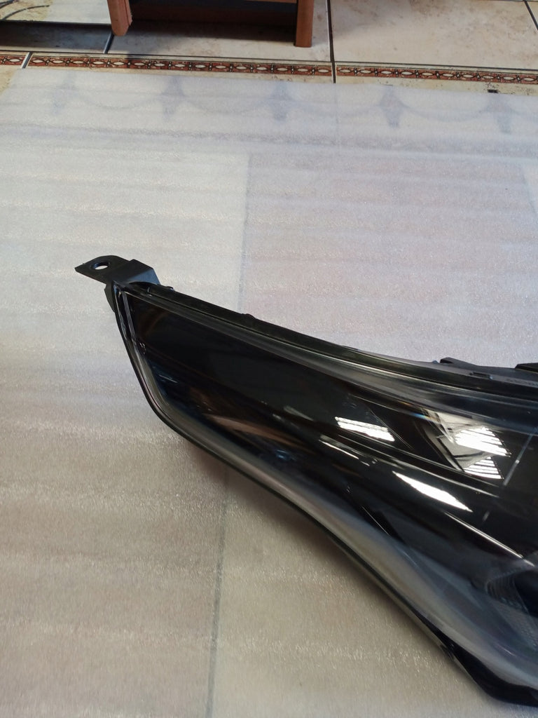 Frontscheinwerfer Kia Ceed 92101-J7500 Ein Stück (Rechts oder Links) Headlight