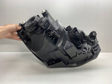 Laden Sie das Bild in den Galerie-Viewer, Frontscheinwerfer VW Up 1S1941015AB Ein Stück (Rechts oder Links) Headlight