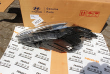 Laden Sie das Bild in den Galerie-Viewer, Frontscheinwerfer Hyundai I10 92101B9000 Links Scheinwerfer Headlight SCH4724947272in