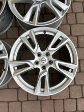 Laden Sie das Bild in den Galerie-Viewer, 4x Alufelge 18 Zoll 7.5" 5x108 50 5ET Glanz Silber 31362866 Volvo Xc60 I FEL3476981968po