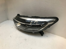 Laden Sie das Bild in den Galerie-Viewer, Frontscheinwerfer Renault Captur 260606152R LED Links Scheinwerfer Headlight SCH9141218621sw