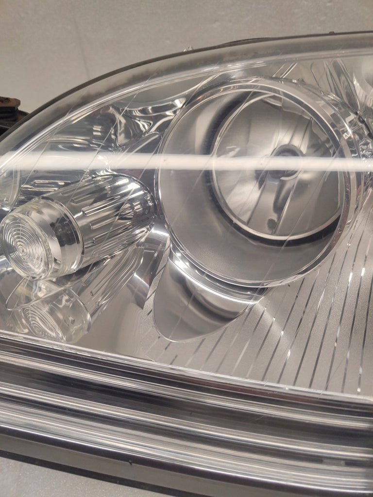 Frontscheinwerfer Mercedes-Benz W164 Xenon Ein Stück (Rechts oder Links)