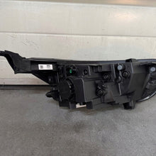 Laden Sie das Bild in den Galerie-Viewer, Frontscheinwerfer Kia Stonic 92101H8 Links Scheinwerfer Headlight SCH4178742295ko