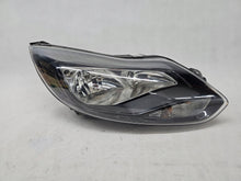 Laden Sie das Bild in den Galerie-Viewer, Frontscheinwerfer Ford Focus III BM51-13W029-CF Rechts Scheinwerfer Headlight SCH1466444064cm