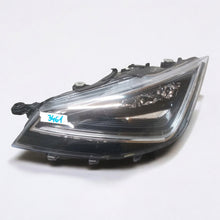 Laden Sie das Bild in den Galerie-Viewer, Frontscheinwerfer Seat Ibiza V 6F1941007E LED Links Scheinwerfer Headlight