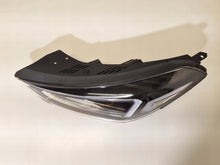 Laden Sie das Bild in den Galerie-Viewer, Frontscheinwerfer Hyundai Tucson D792111A10 Links Scheinwerfer Headlight SCH6623700466gl