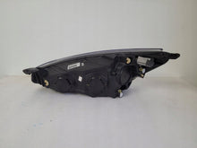 Load image into Gallery viewer, Frontscheinwerfer Ford Focus MX7B-13E014-CC Rechts Scheinwerfer Headlight SCH7896434012oh