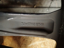 Laden Sie das Bild in den Galerie-Viewer, 1x Alufelge 17 Zoll 7.0" 5x112 49ET 5E0601025AE Seat Iii Rim Wheel FEL5492125639zw