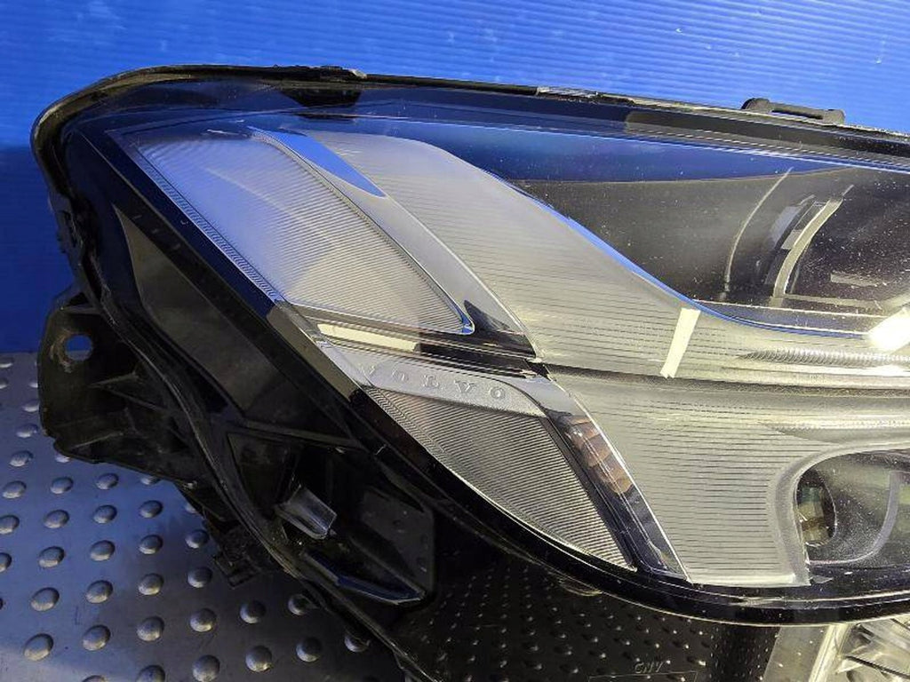 Frontscheinwerfer Volvo V90 32342469 LED Rechts Scheinwerfer Headlight SCH8188572262ip
