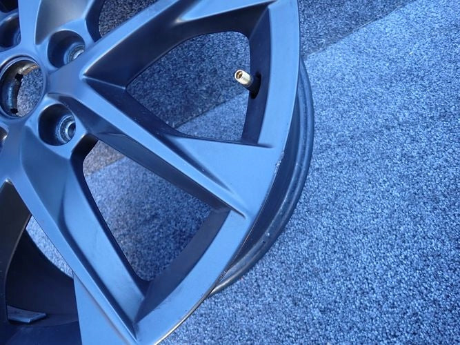 1x Alufelge 18 Zoll 7.5" 5x112 51ET Glanz Silber 5F0601025 Seat Leon Rim Wheel