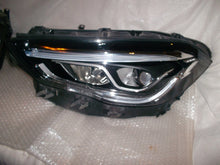 Laden Sie das Bild in den Galerie-Viewer, Frontscheinwerfer Mercedes-Benz W247 X247 A2479066401 A2479066301 Ein Satz SCH5572126026jg