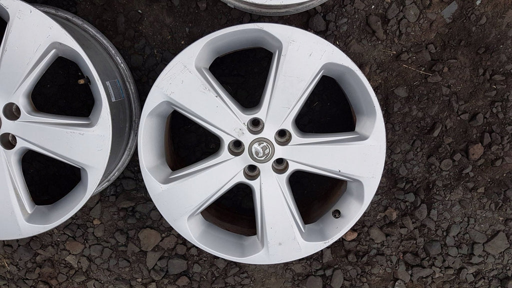 4x Alufelge 18 Zoll 7.0" 5x105 38ET GGC11025 Opel Mokka Rim Wheel FEL9007506302zq
