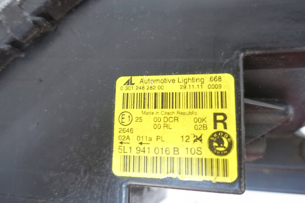 Frontscheinwerfer Skoda Yeti 5L1941016B Rechts Scheinwerfer Headlight SCH9744632885ya