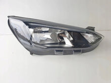 Laden Sie das Bild in den Galerie-Viewer, Frontscheinwerfer Ford Focus JX7B-13W029-CE Rechts Scheinwerfer Headlight