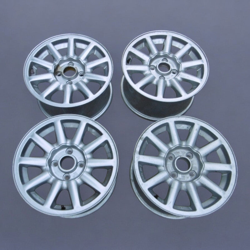 1x Alufelge 15 Zoll 7.0" 4x108 37ET Glanz Silber 8A0601025C Audi B3 Rim Wheel