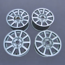 Load image into Gallery viewer, 1x Alufelge 15 Zoll 7.0&quot; 4x108 37ET Glanz Silber 8A0601025C Audi B3 Rim Wheel