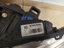 Load image into Gallery viewer, Frontscheinwerfer Volvo S60 V60 31420262 31420261 Xenon Ein Satz Headlight SCH4578325545qd