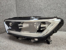 Laden Sie das Bild in den Galerie-Viewer, Frontscheinwerfer VW T-Roc 2GA941035 LED Links Scheinwerfer Headlight SCH2696699528bi