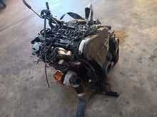 Laden Sie das Bild in den Galerie-Viewer, Motor Audi CJC 2.0 TDI 2011 Diesel Engine Komplett