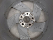 Load image into Gallery viewer, 1x Alufelge 17 Zoll 7.5" 5x112 51ET Glanz Silber 5H0601025 VW Golf Viii FEL4704229950wz