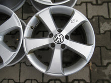 Laden Sie das Bild in den Galerie-Viewer, 4x Alufelge 17 Zoll 6.5" 5x112 39ET Glanz Silber 1K8071497 VW Scirocco Passat FEL7718148344xt