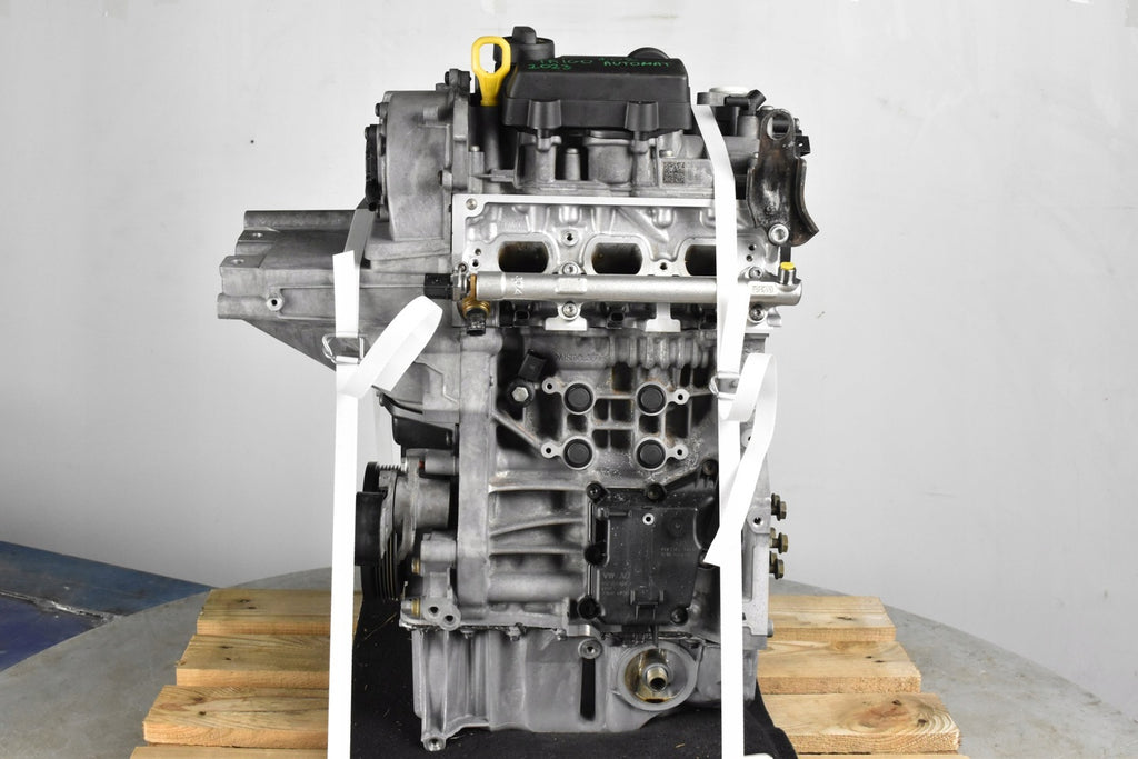 Motor VW Golf VIII IV DLAA 1.0 110PS 81kW 61TKm 2023 Benzin Engine Unkomplett