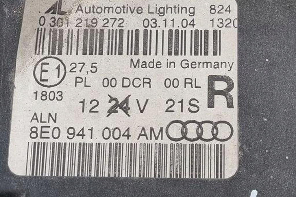 Frontscheinwerfer Audi A4 8E0941004 Xenon Ein Stück (Rechts oder Links)