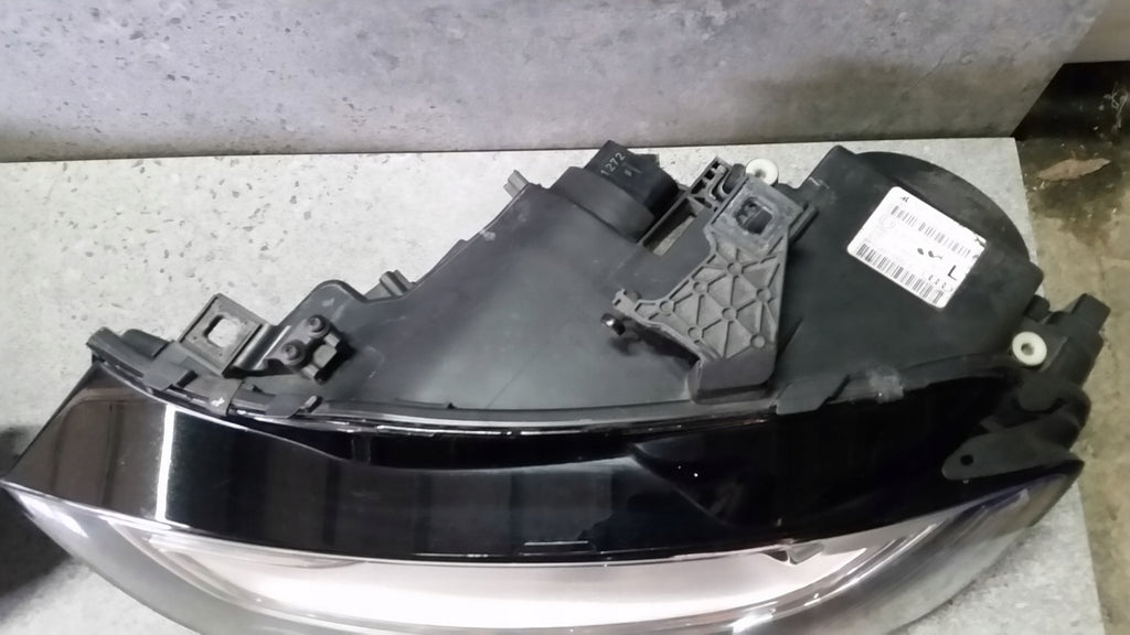 Frontscheinwerfer Audi A4 B8 8K0941005C 8K0941006C Xenon Rechts oder Links