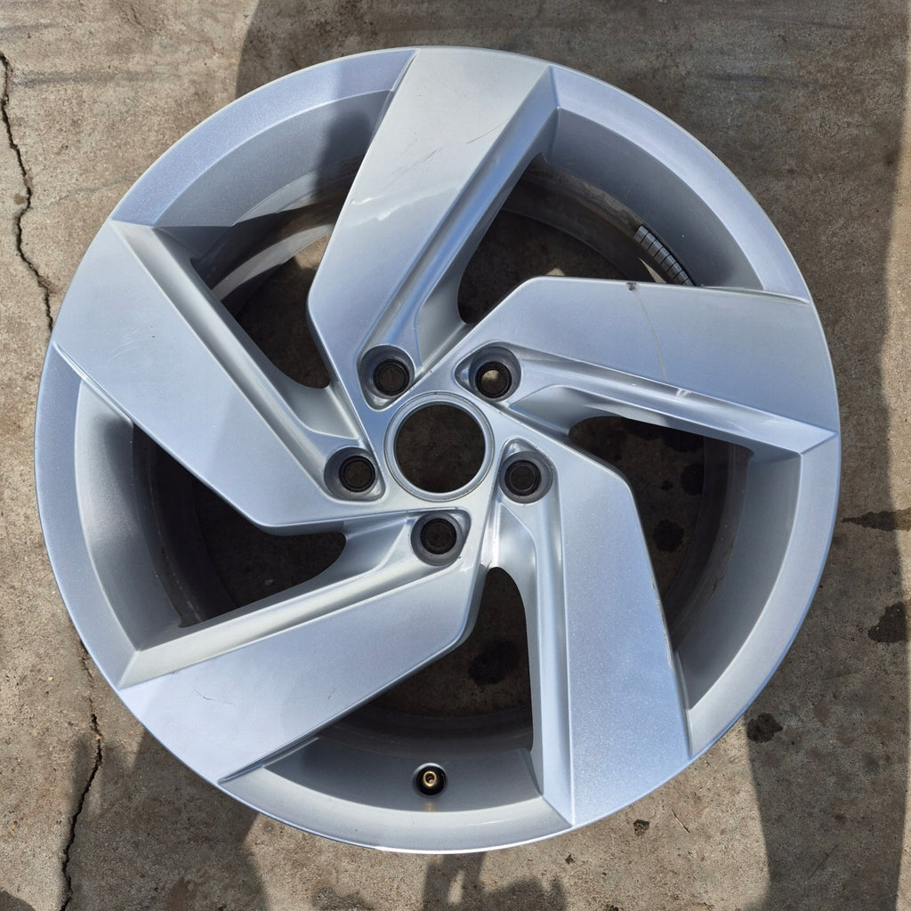 1x Alufelge 17 Zoll 7.5" 5x112 51ET 5H0601025E VW Golf VIII I Rim Wheel FEL4731189748ie