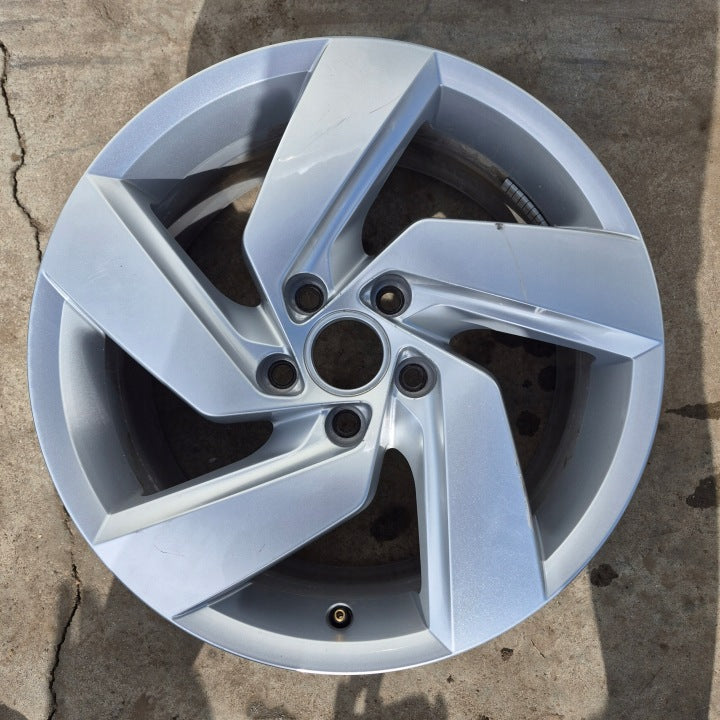 1x Alufelge 17 Zoll 7.5" 5x112 51ET 5H0601025E VW Golf VIII I Rim Wheel FEL4731189748ie