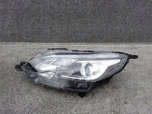 Laden Sie das Bild in den Galerie-Viewer, Frontscheinwerfer Peugeot 2008 9814749080 Links Scheinwerfer Headlight