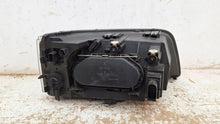 Laden Sie das Bild in den Galerie-Viewer, Frontscheinwerfer VW T5 Xenon Ein Stück (Rechts oder Links) Headlight SCH3582677991ie