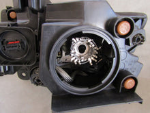Laden Sie das Bild in den Galerie-Viewer, Frontscheinwerfer Jeep Grand Cherokee Wk2 Xenon Rechts Scheinwerfer Headlight SCH6747732552wu