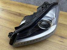 Laden Sie das Bild in den Galerie-Viewer, Frontscheinwerfer Mercedes-Benz W204 A2048203739 Bi-Xenon Links Headlight SCH8323639362ey