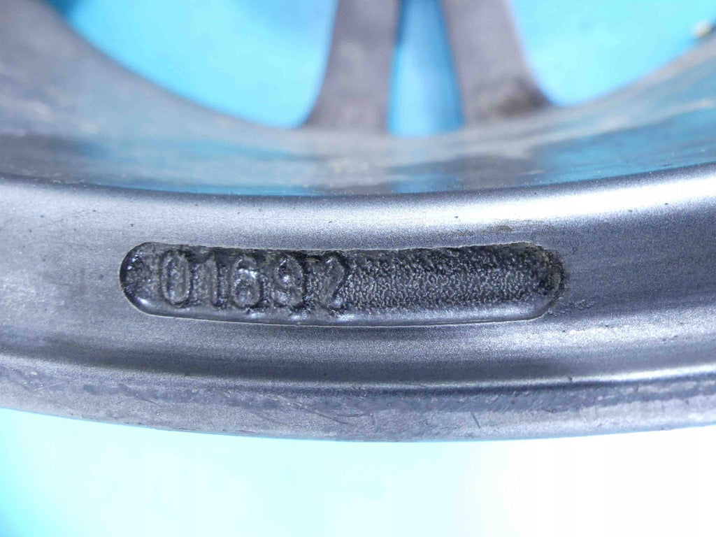 1x Alufelge 19 Zoll 8.0" 5x114.3 40ET Nissan Juke Rim Wheel