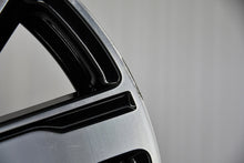 Laden Sie das Bild in den Galerie-Viewer, 1x Alufelge 17 Zoll 7.0" 5x112 54ET Glanz 6889638 BMW 1 Mini Rim Wheel FEL8438976713gm