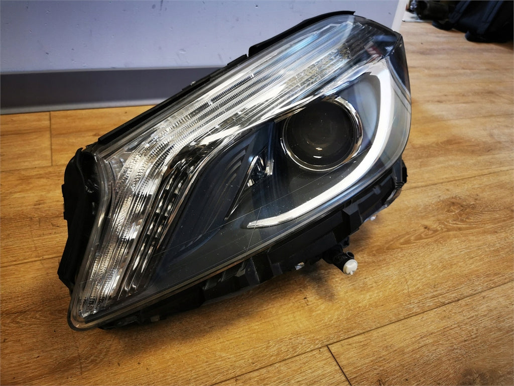 Frontscheinwerfer Mercedes-Benz W176 A1768200561 Xenon Rechts oder Links