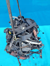 Laden Sie das Bild in den Galerie-Viewer, Motor Ford Mondeo I QXWA 2.0 184TKm Diesel Engine Komplett MOT1072452937ko