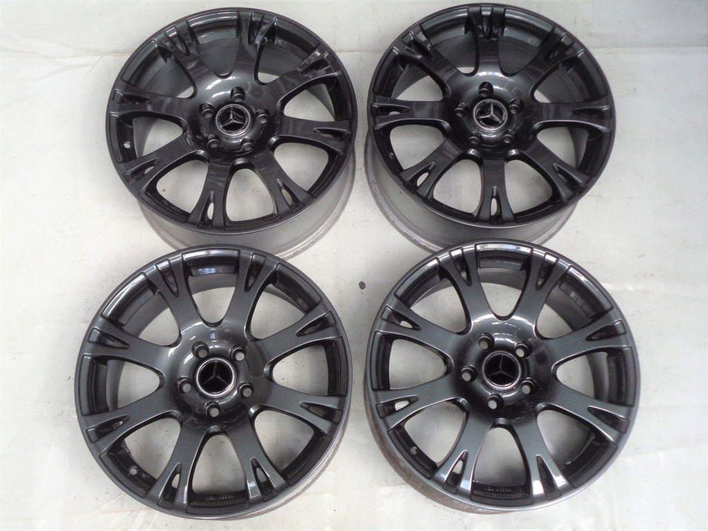 4x Alufelge 17 Zoll 7.5" 5x112 47ET Mercedes-Benz Cla Rim Wheel FEL5589168957bl