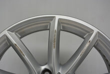 Laden Sie das Bild in den Galerie-Viewer, 1x Alufelge 17 Zoll 7.5" 5x112 Silber 6856061 BMW 1 Rim Wheel FEL4660631730wi