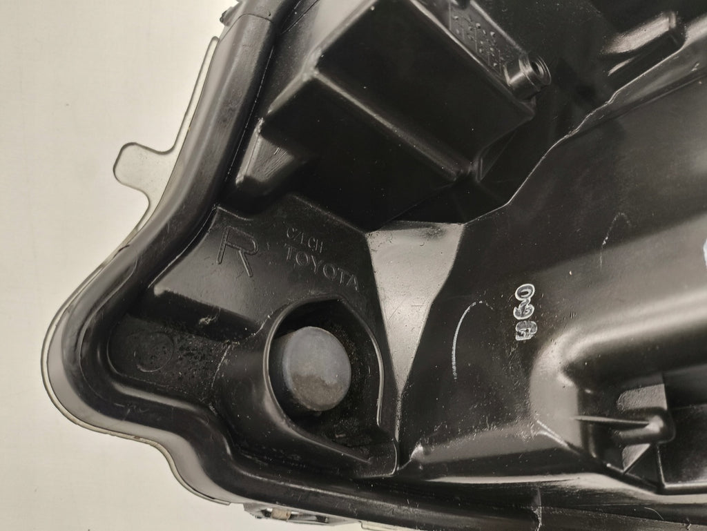 Frontscheinwerfer Toyota Yaris 17-PRO-2 Rechts Scheinwerfer Headlight SCH6968385292ai