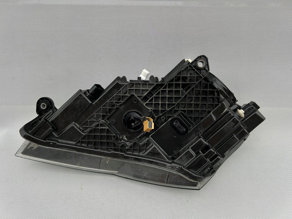 Frontscheinwerfer Skoda Superb III 3V1941016A 3V1941018A Xenon Rechts Headlight