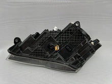 Load image into Gallery viewer, Frontscheinwerfer Skoda Superb III 3V1941016A 3V1941018A Xenon Rechts Headlight