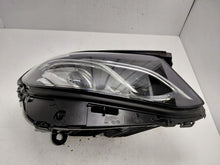 Laden Sie das Bild in den Galerie-Viewer, Frontscheinwerfer Mercedes-Benz W213 A2139064004 Rechts Scheinwerfer Headlight SCH2386809174es